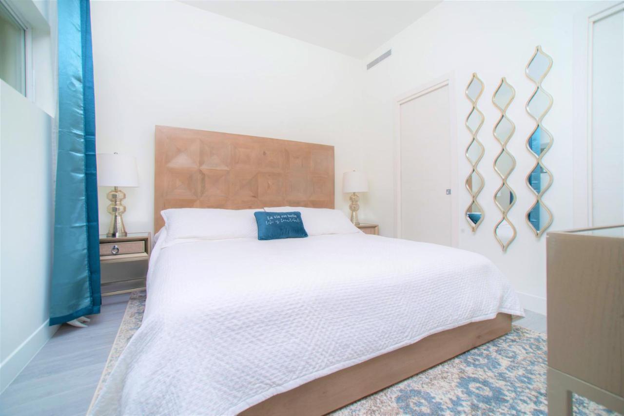 Apartment Cayman Luxury At The Grove West Bay