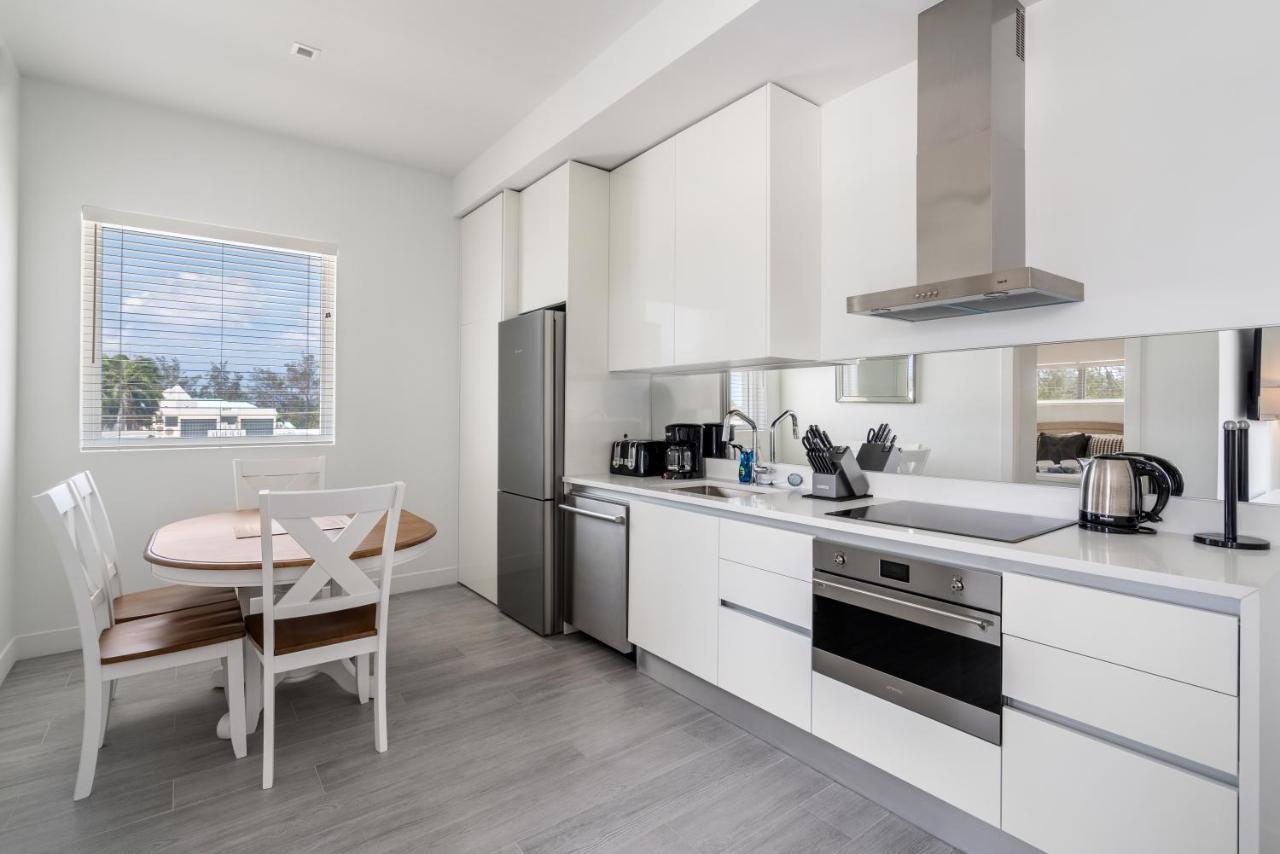 Apartment Cayman Luxury At The Grove *